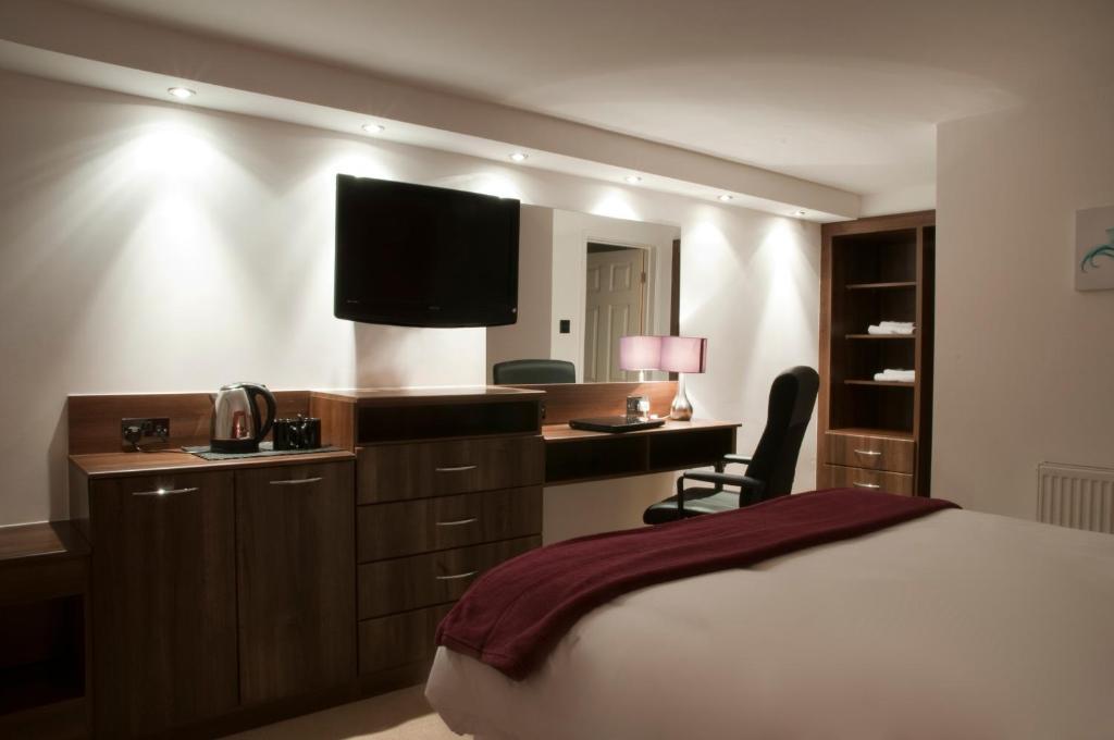 Haveli Hotel Hensol Room photo